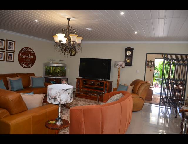 4 BEDROOM HOUSE FOR SALE IN NOORSEKLOOF